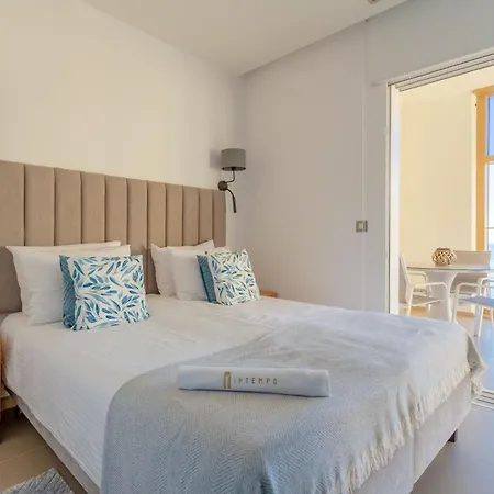 Апартаменты Intempo By Holuxe - 126 - 12th Floor Бенидорм